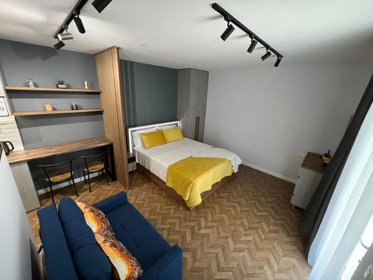 Florent'S Superb Studio, Free Parking & Garden!! Tirana Albania